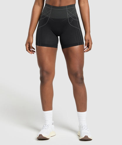 Apex Seamless Shorts - US 8557