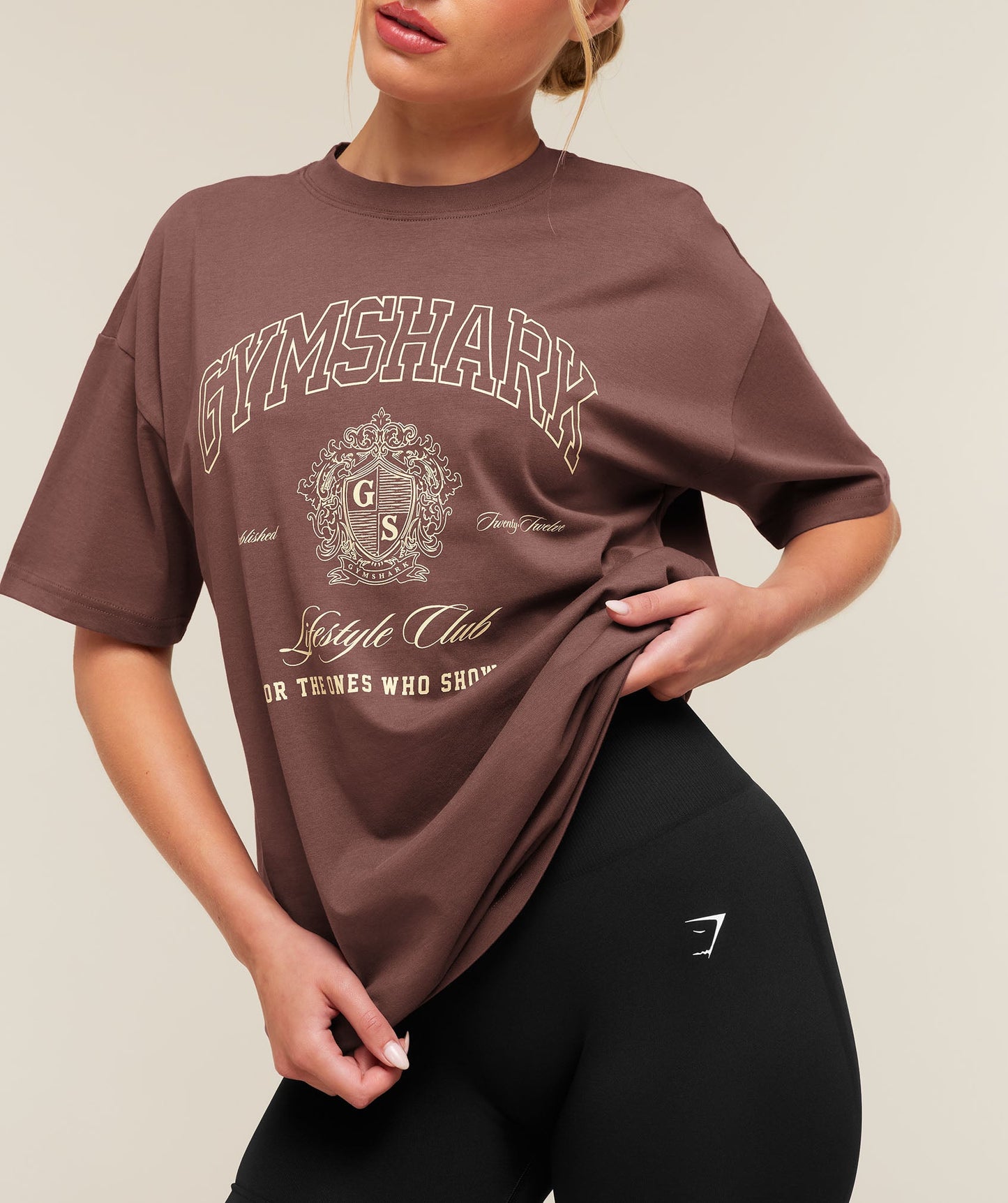 College Crest Graphic T-Shirt - US 6111