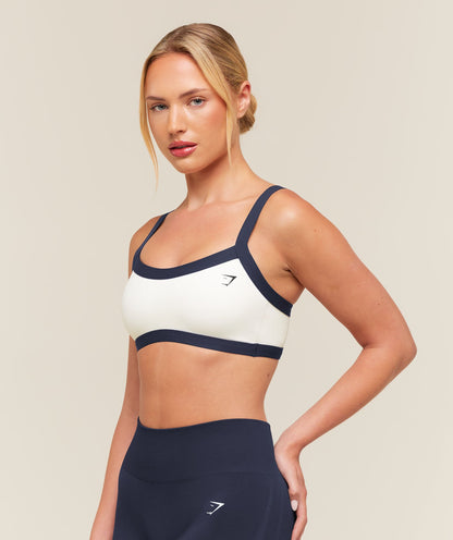 Training Campus Sports Bra - US 8132