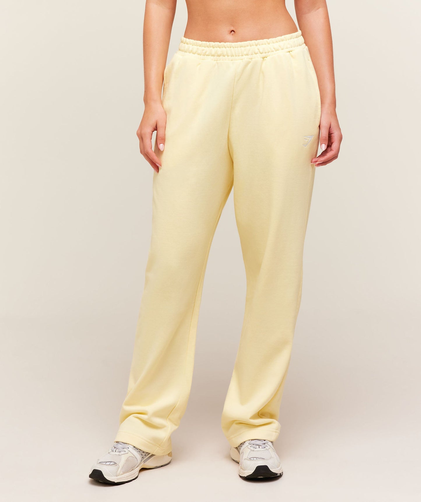 Training Fleece Straight Leg Regular Joggers - US 4259