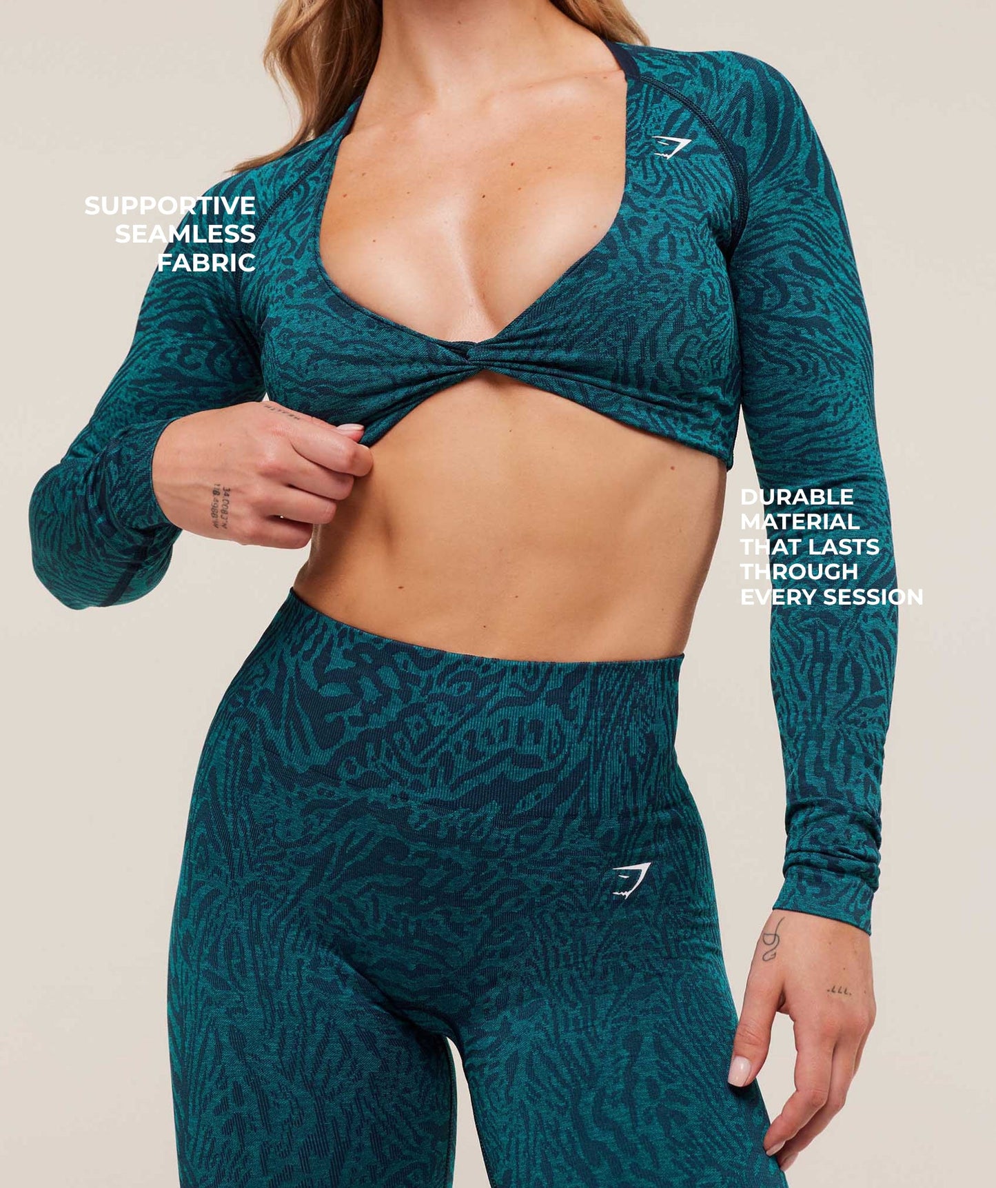Adapt Animal Long Sleeve Crop Top - US 4195