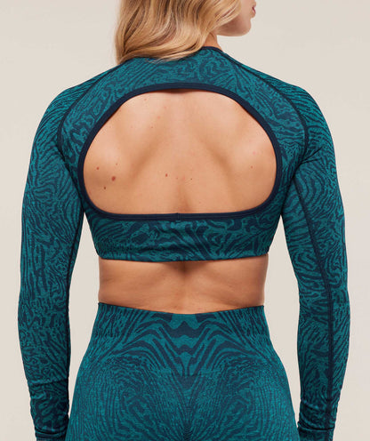 Adapt Animal Long Sleeve Crop Top - US 4195
