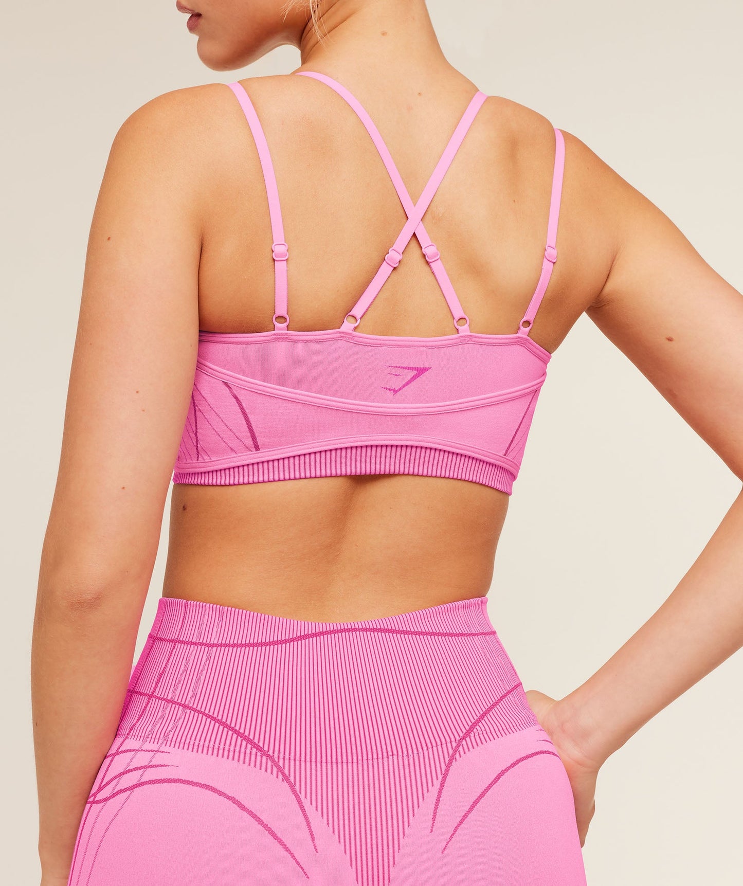 Apex Seamless Strappy Sports Bra - US 9984