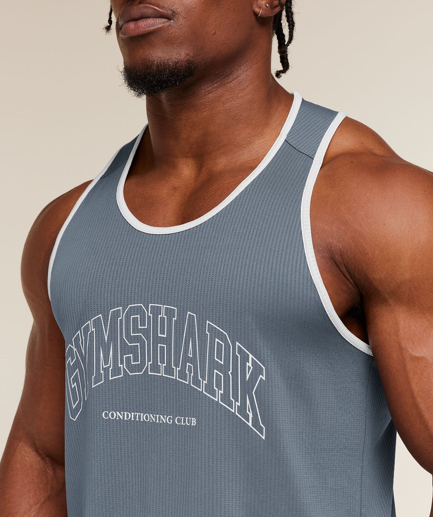 Collegiate Tech Tank - US 5046