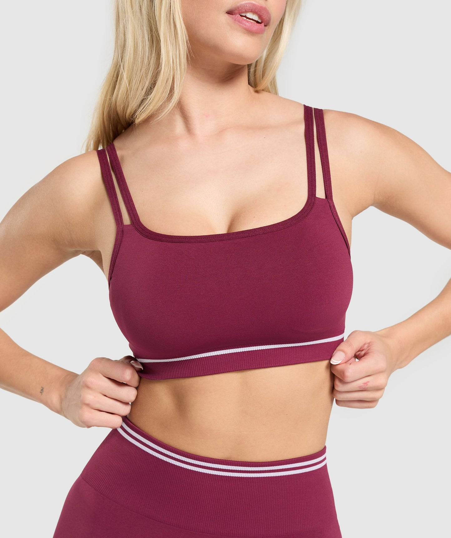 Contrast Seamless Sports Bra - US 1076