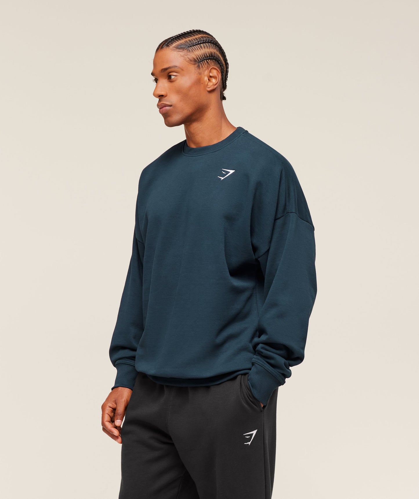 Oversized Crest Crew - US 9490