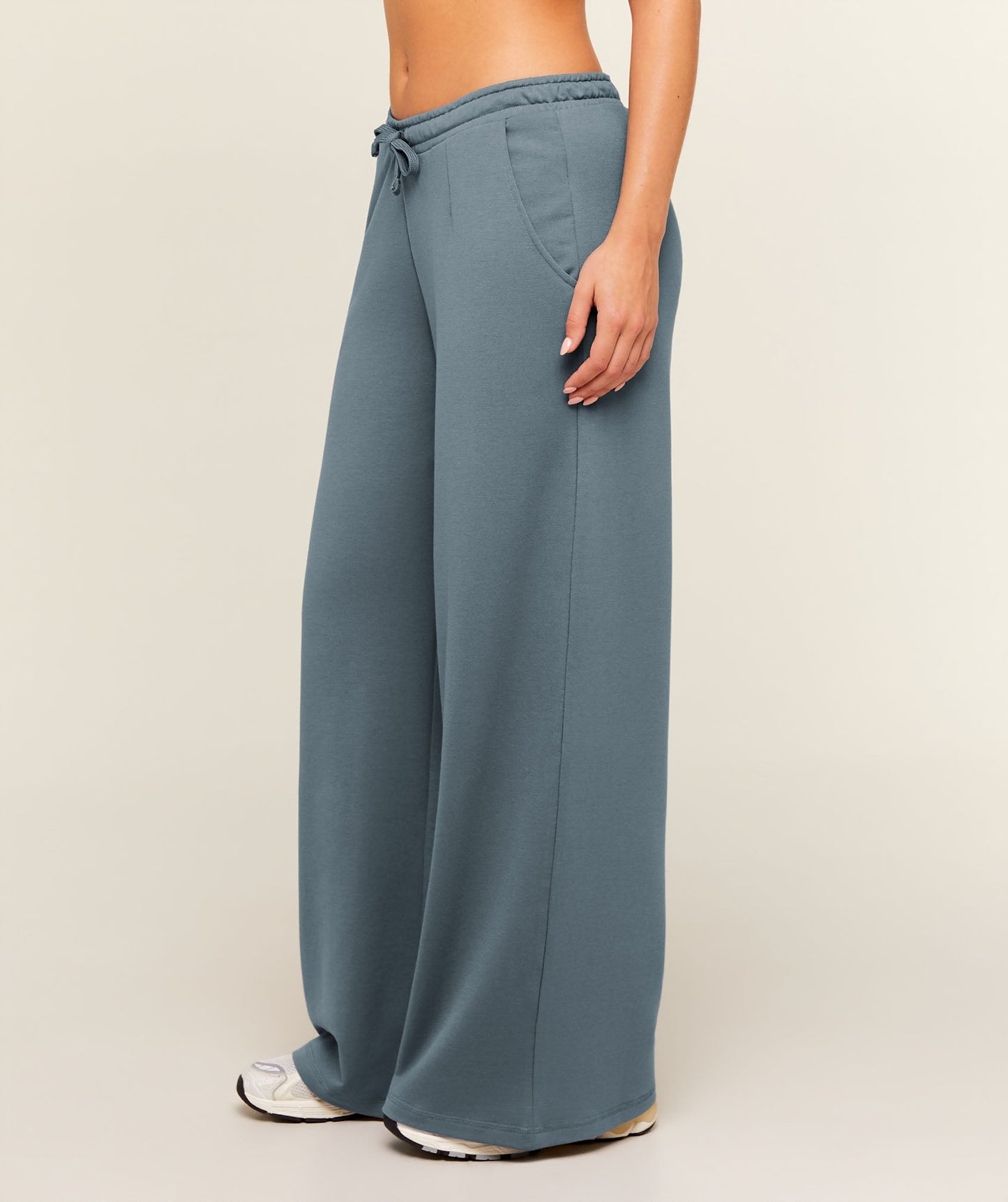 Lightweight Wide Leg Pants Regular - US 9897