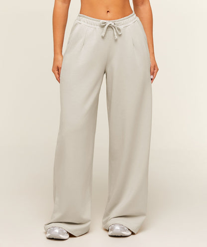 Lightweight Wide Leg Pant Short - US 6600