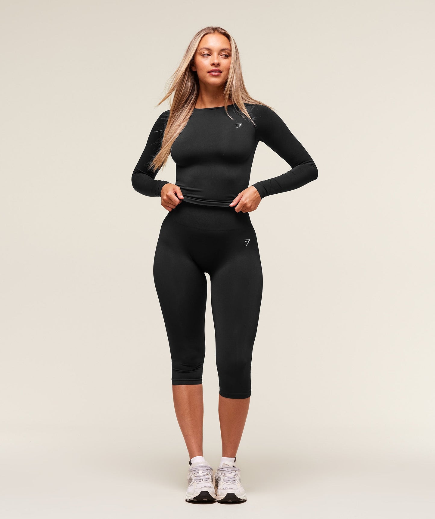 Everyday Seamless Wide Neck Long Sleeve Top - US 2045