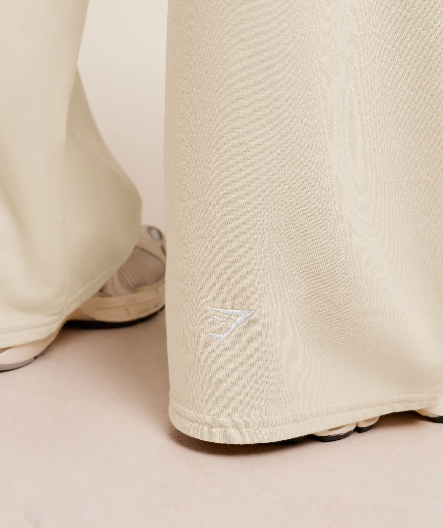 Chainstitch Graphic Wide Leg Joggers - US 5292