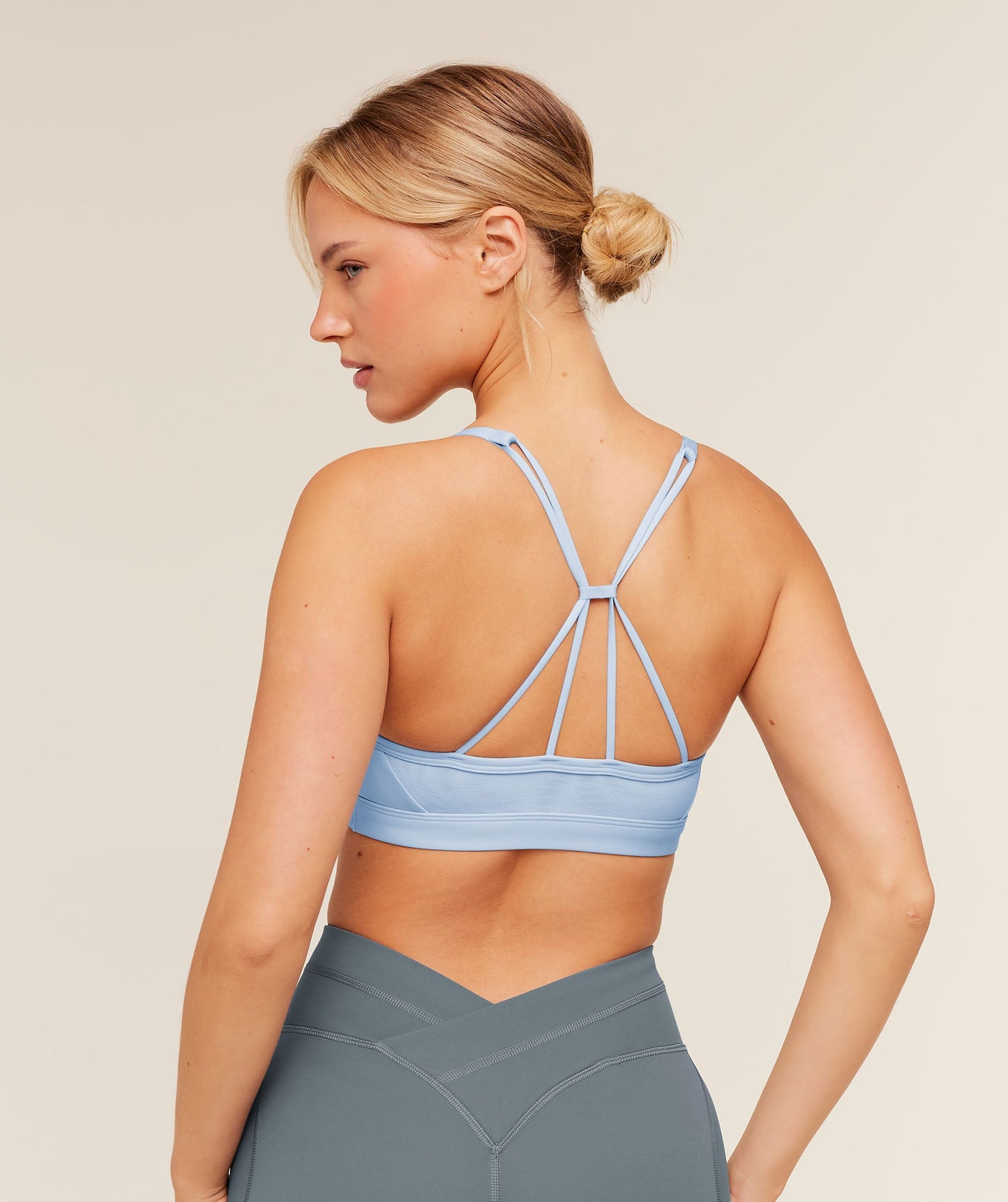 Crossover Back Leggings - US 6829