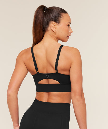 Twist Front Sports Bra - US 5608