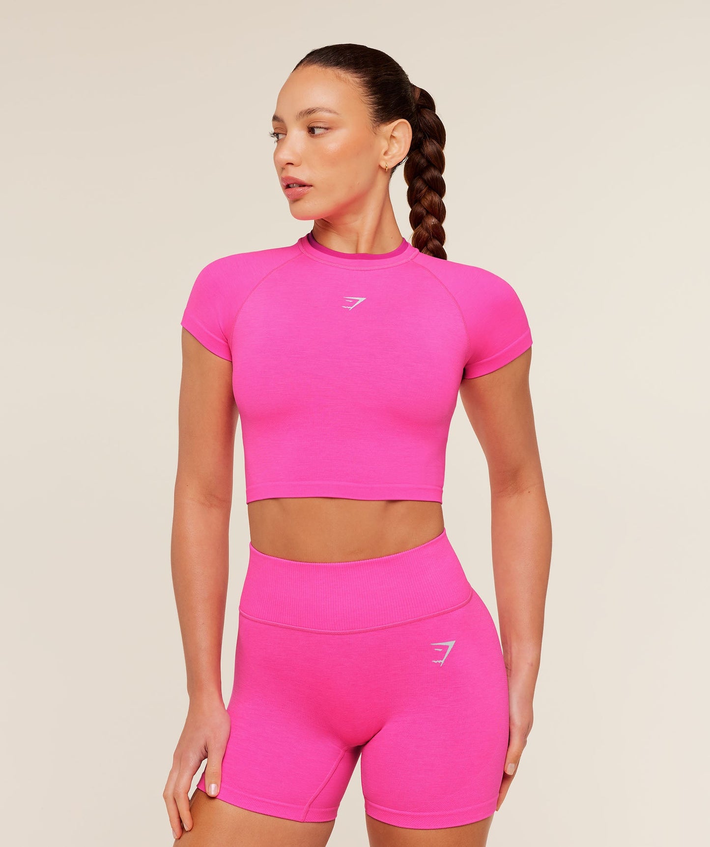 Interval Seamless Short Sleeve Crop Top - US 3920