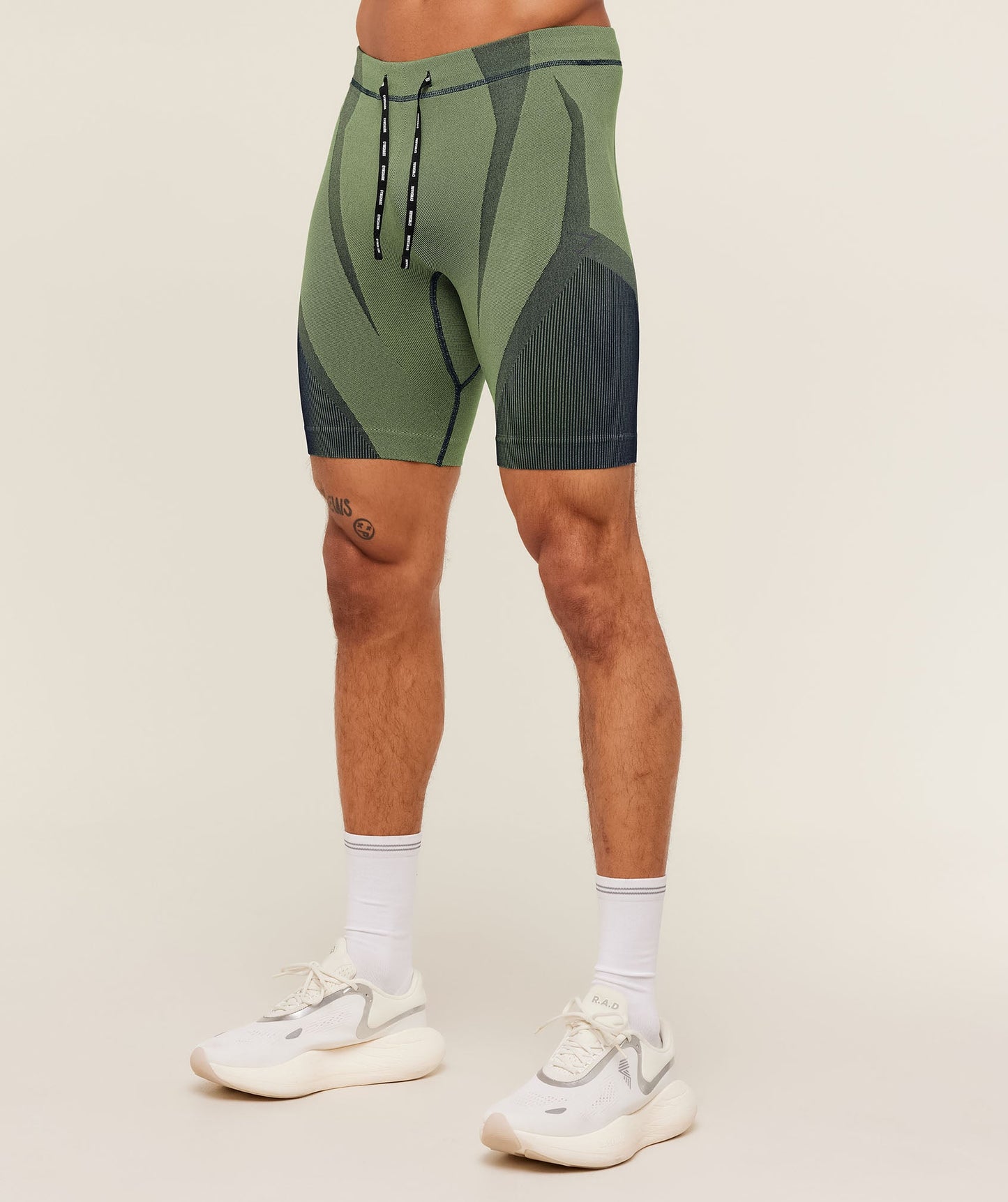 Seamless Running Half Tight - US 8173