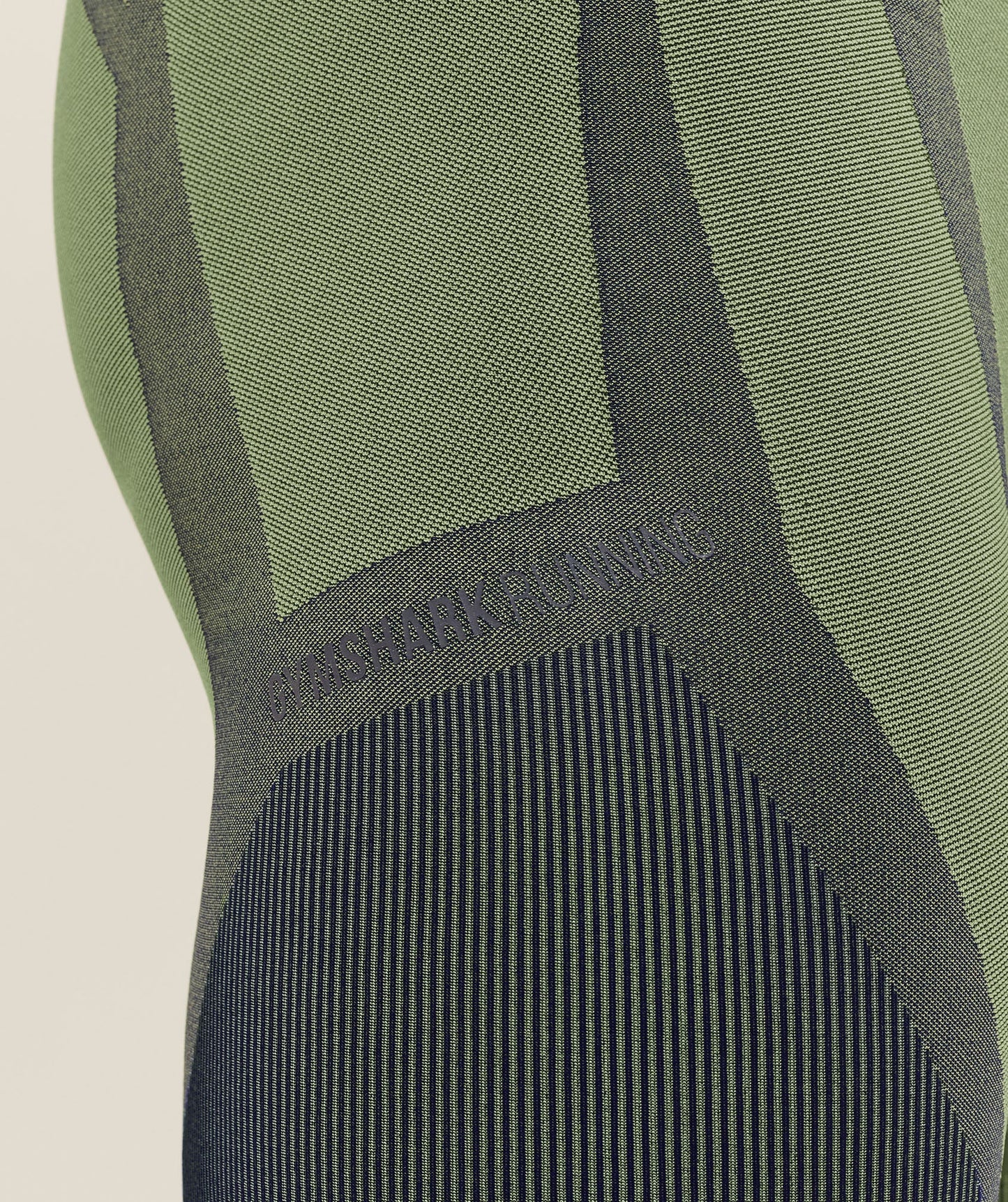 Seamless Running Half Tight - US 8173