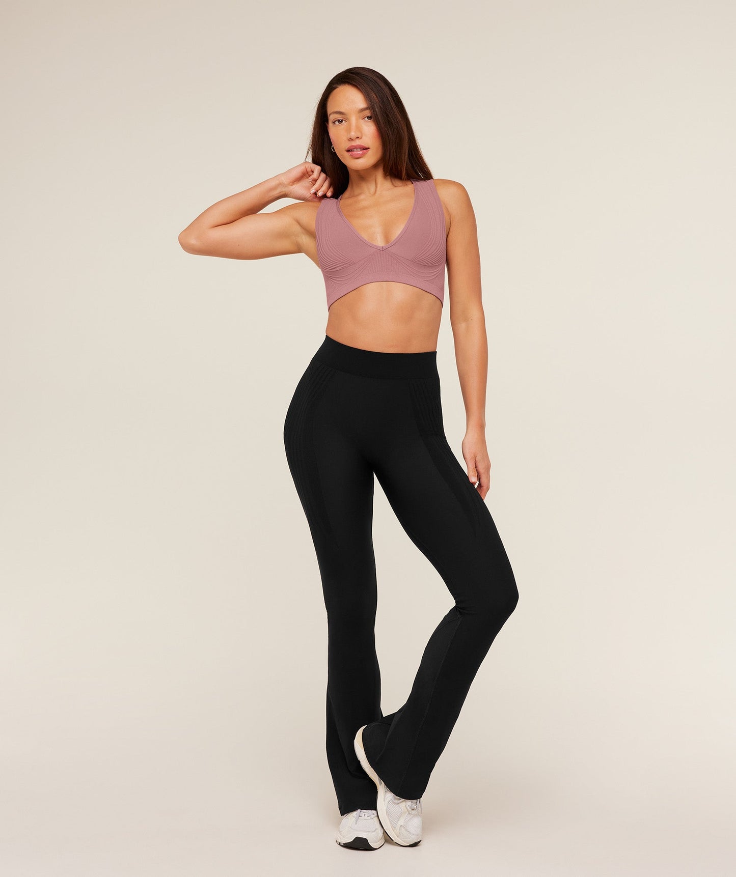 Luxe Light Support Sports Bra - US 5370