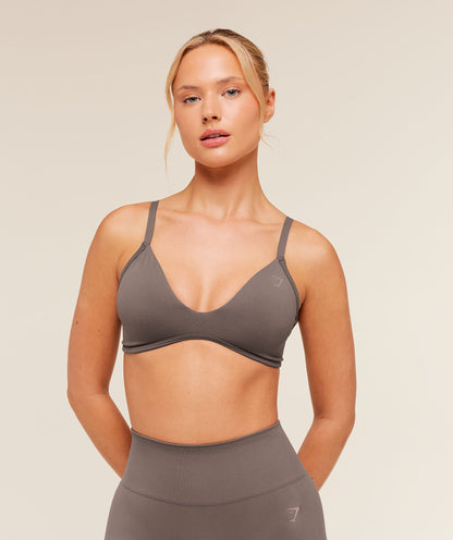 Soft Sculpt V-neck Sports Bra - US 2604