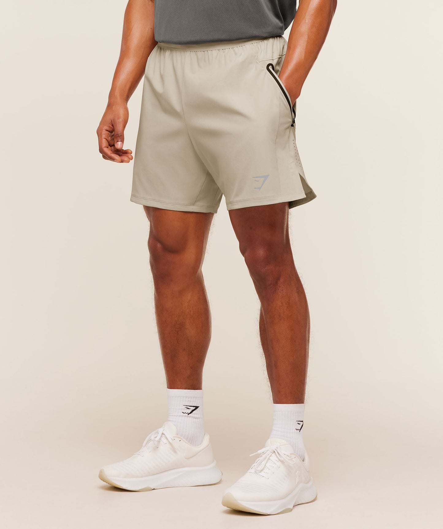 Sport Hybrid 6\" Shorts - US 6612