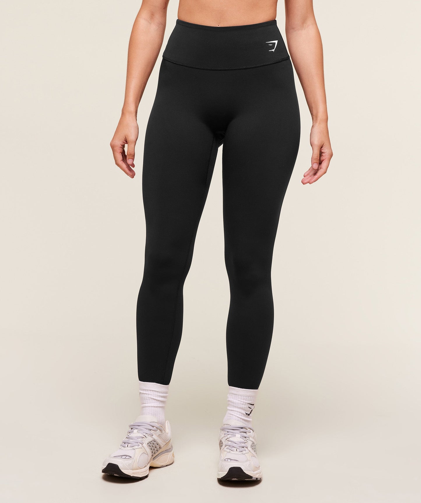 Halter Neck Cami with Shelf - US 6730